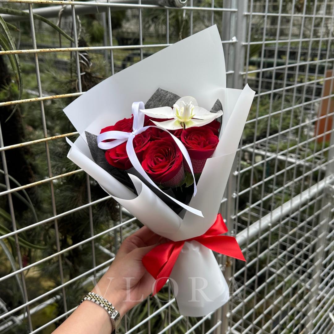 Crimson Éclat